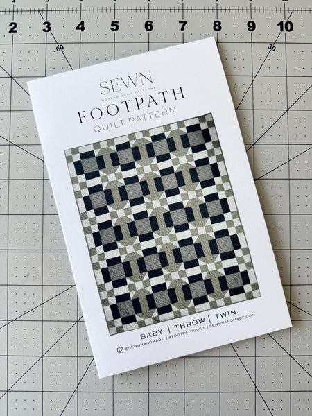 SH118 Footpath Quilt PAPER Pattern (Wholesale Bundle)
