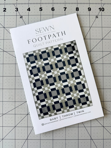 SH118 Footpath Quilt PAPER Pattern (Wholesale Bundle)